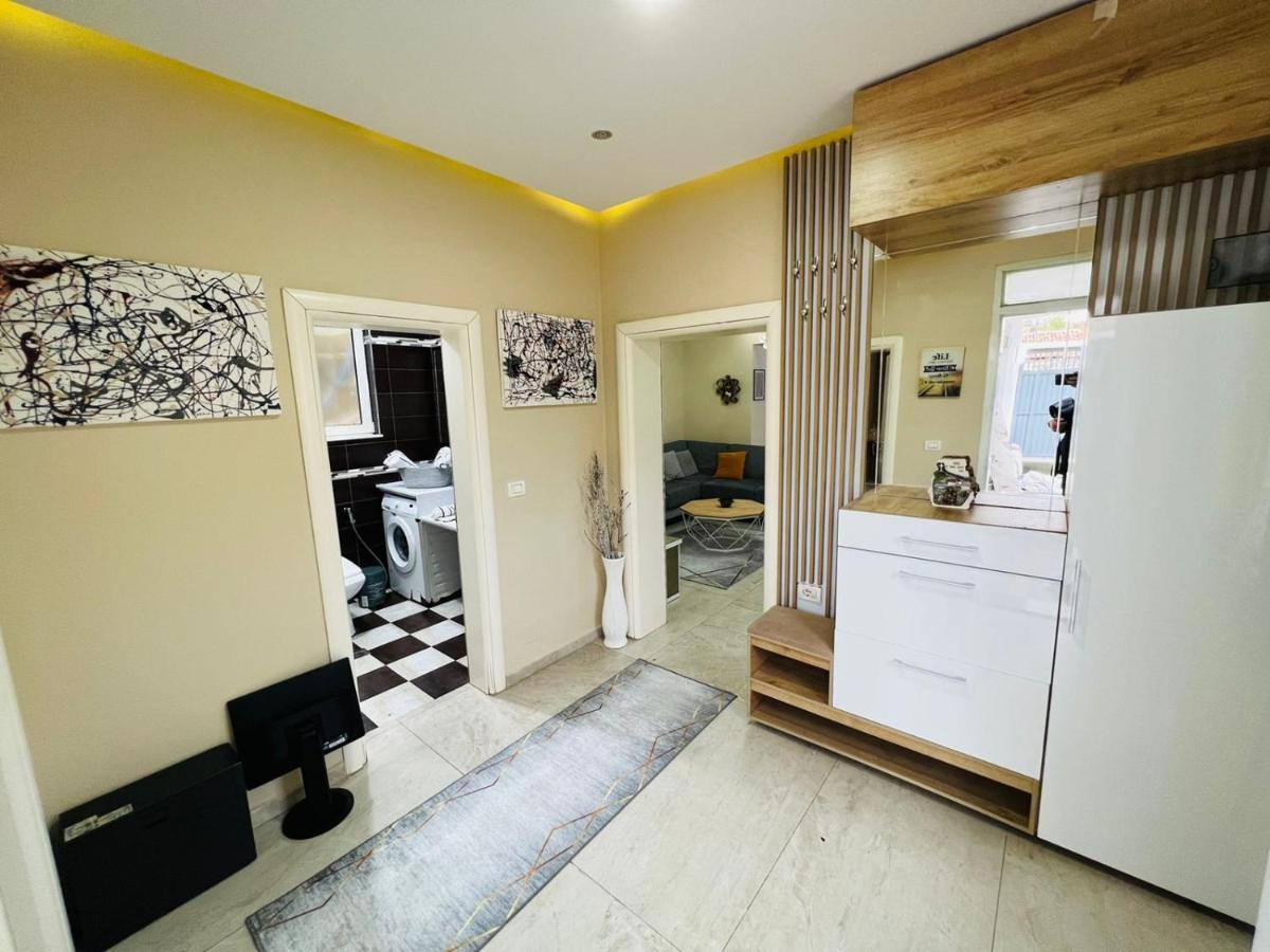 Appartamento Mishel House Shkodër Esterno foto