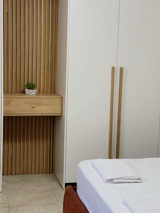Appartamento Mishel House Shkodër Esterno foto